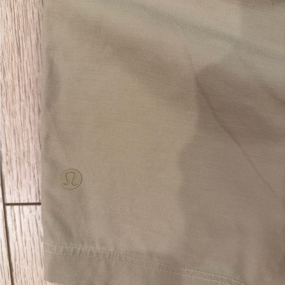 Lululemon Men’s Commission Short Size 34. - Picture 3 of 3